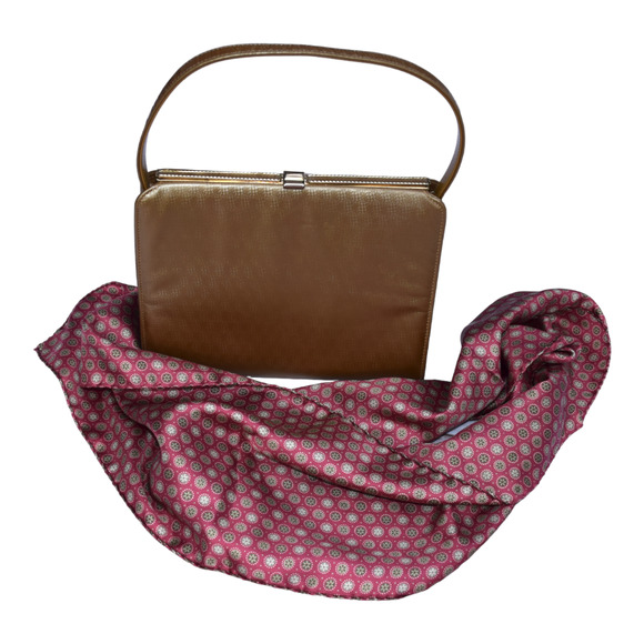 Mar-Shel Vintage Gold 1960's era handbag - Picture 6 of 8